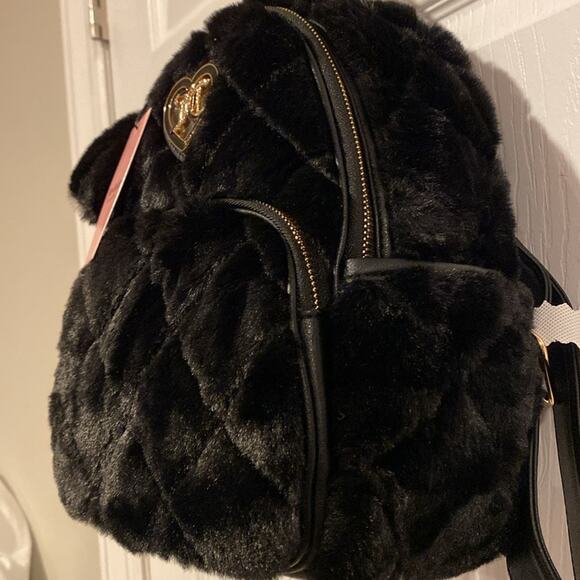 BNWT JUICY COUTURE Let\'s Get Cozy Backpack Black Furry Winter Backpack